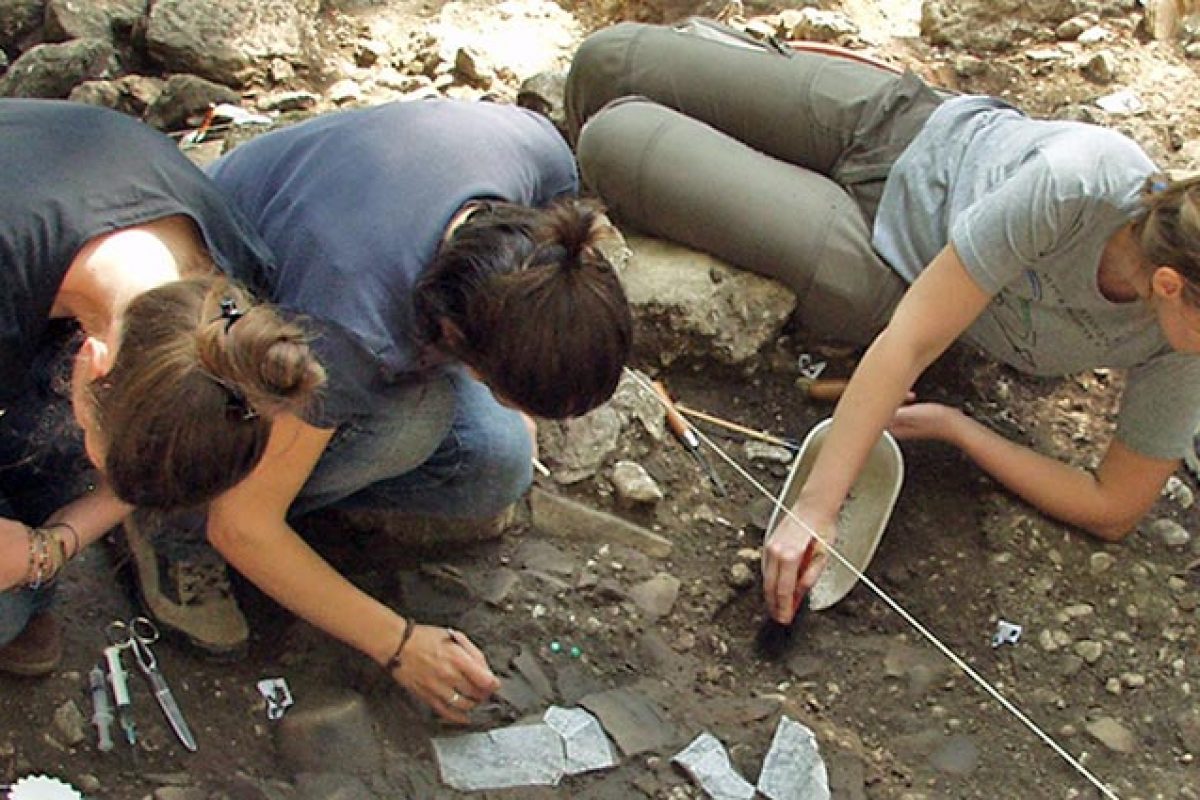 Bando di concorso per l’ammissione alla Scuola di Specializzazione in Beni archeologici A.A. 2015/2016