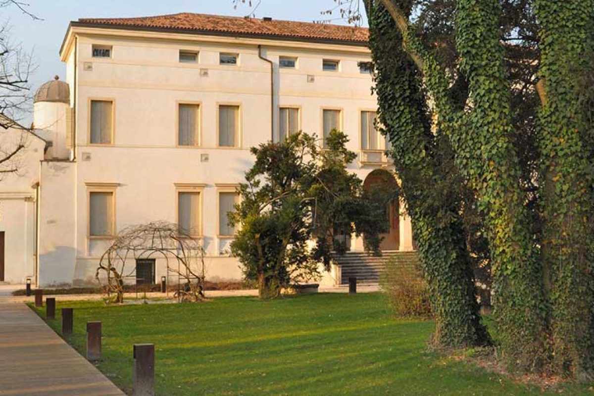 Ciclo “Ospiti in Villa Bassi” – “Ritratti di signora: Cesare Tallone e il ritratto della borghesia bergamasca” (11 maggio, Villa Bassi Rathgeb – Abano Terme)