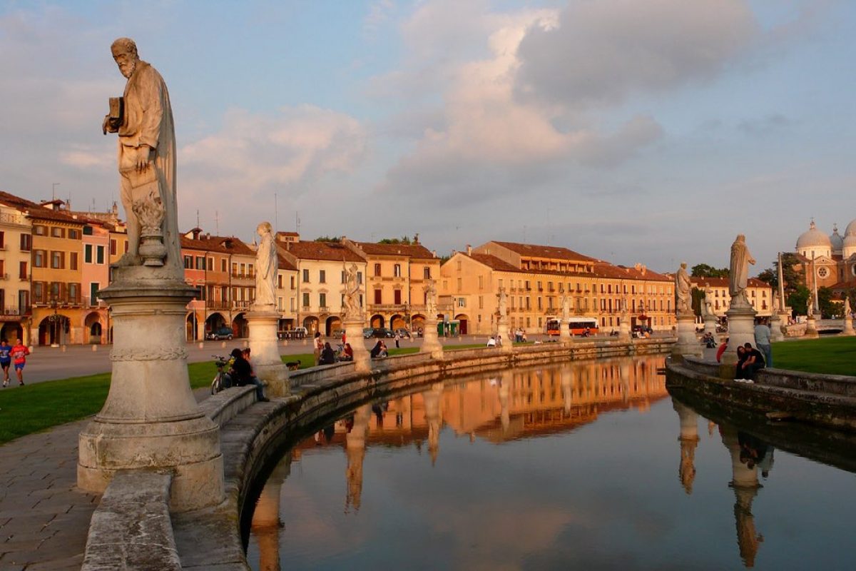 Presentazione del volume “LA GOVERNANCE DEL TURISMO NELL’ERA DEL DIGITALE” di Stefan Marchioro e Adriana Miotto (19 ottobre 2018 – Sala della Carità, Padova)